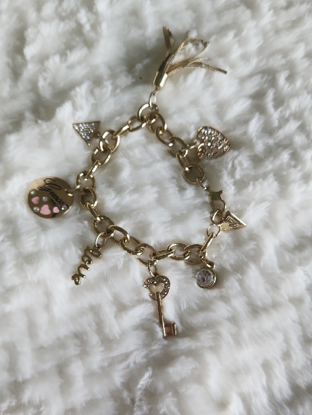 GUESS Gold-Tone Charm Bracelet with Pink Heart Accents Boho Vibe - Picture 4 of 12